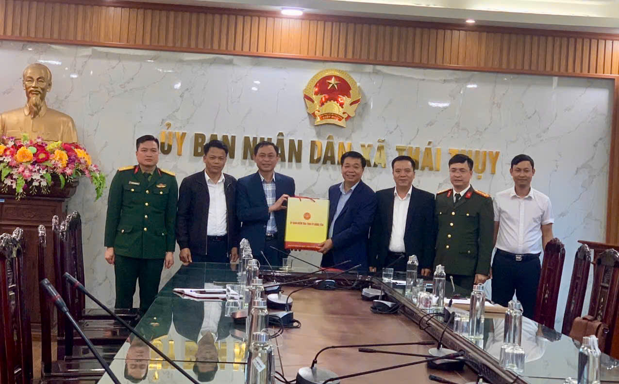 Đồng chí Ủy viên BTV Tỉnh ủy, Chủ nhiệm Ủy ban Kiểm tra tỉnh Hưng Yên Nguyễn Quang Hưng thăm, chúc Tết, kiểm tra tại xã Thái Thụy dịp Tết Nguyên đán Bính Ngọ 2026